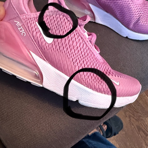 Nike Air Max 270 Kids Sneakers in Pink and White - Picture 9 of 9